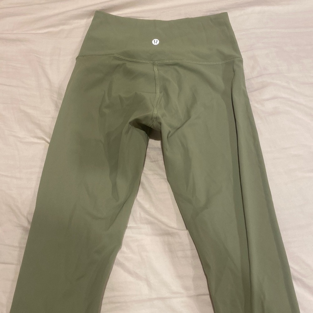lulu leggings size 4